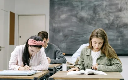 Une épreuve anticipée Bac de mathématiques en Première à Moulins